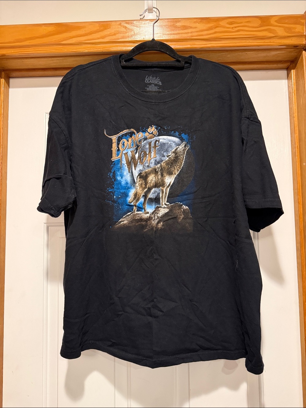 Lone Wolf Graphic Short-Sleeve Tee - Black